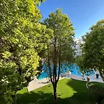 Royal Park - Paul\'S Place