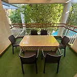 Royal Park - Paul\'S Place